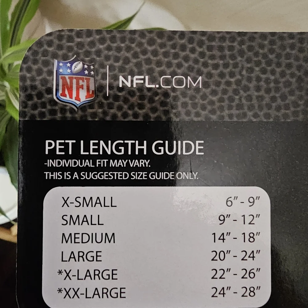 NFL Washington Commanders Dog Rain Jacket With Hood Size Large NEW with Tags